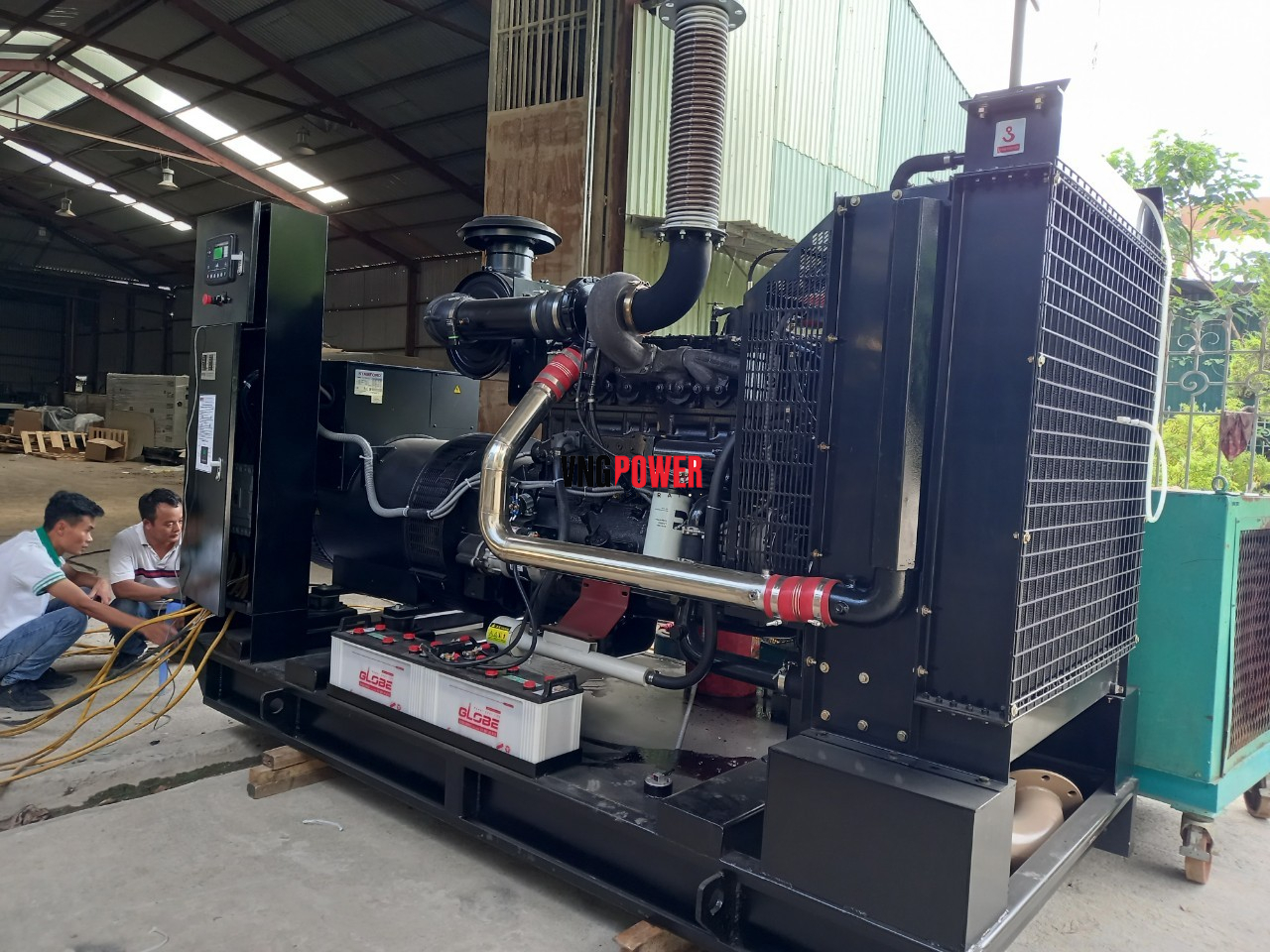 Cung Cấp lắp đặt Máy Phát Điện Cummins 450Kva tại Hòa Bình4