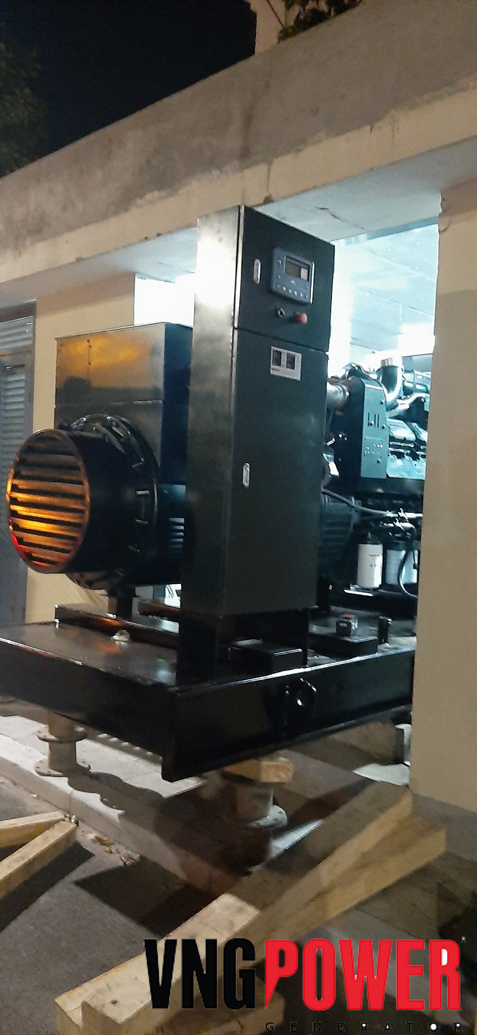 cung cấp lắp đặt máy phát điện 1000kva doosan tại hà nội3
