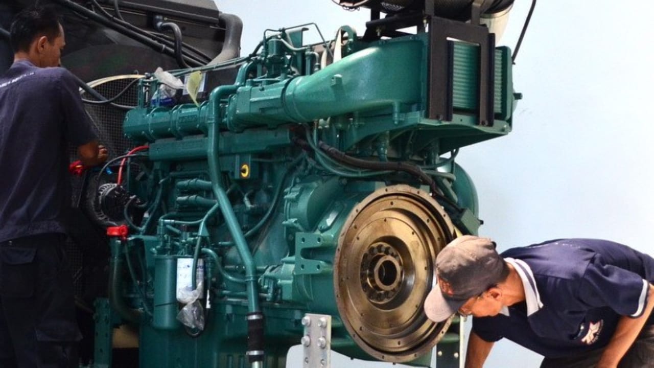 cach-van-hanh-may-phat-dien-cong-nghiep-4