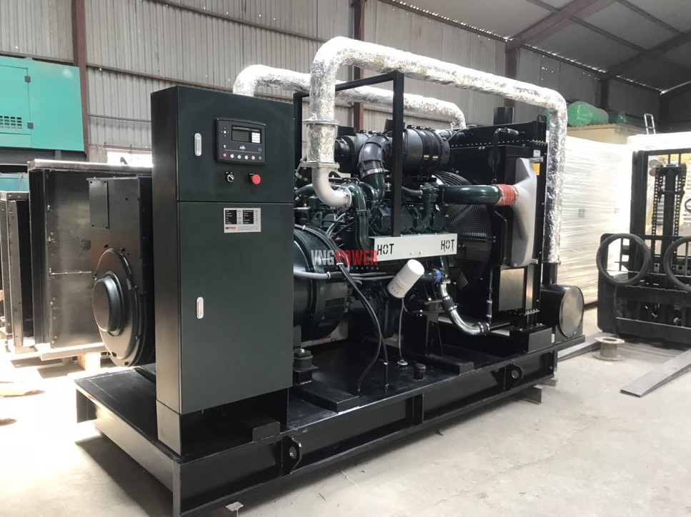 nên chọn mua máy phát điện doosan hay cummins 07